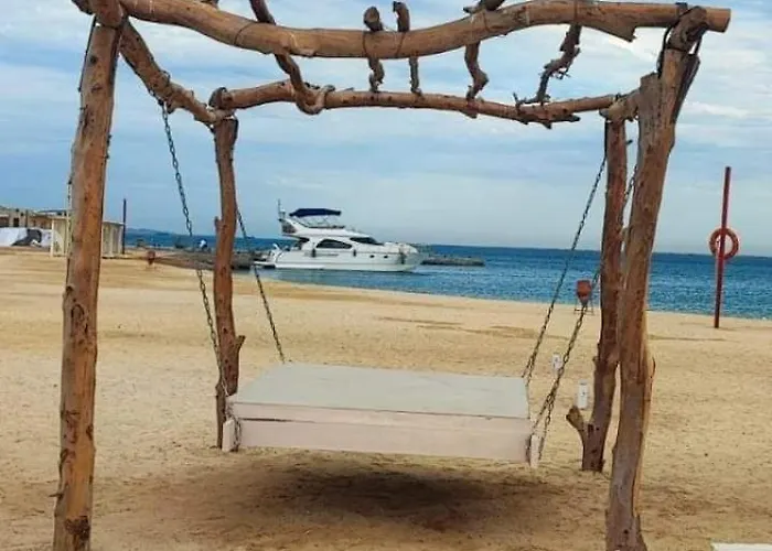In Al Mamsha Hambra Compound Princess Апарт-отель