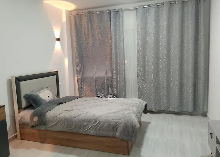 Апарт-отель In Al Mamsha Hambra Compound Princess *